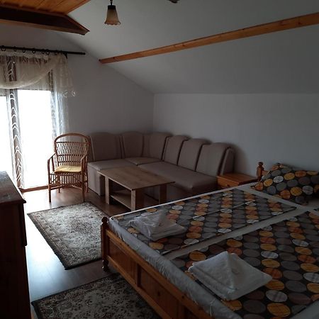 Къща За Гости Сара Velingrad Esterno foto