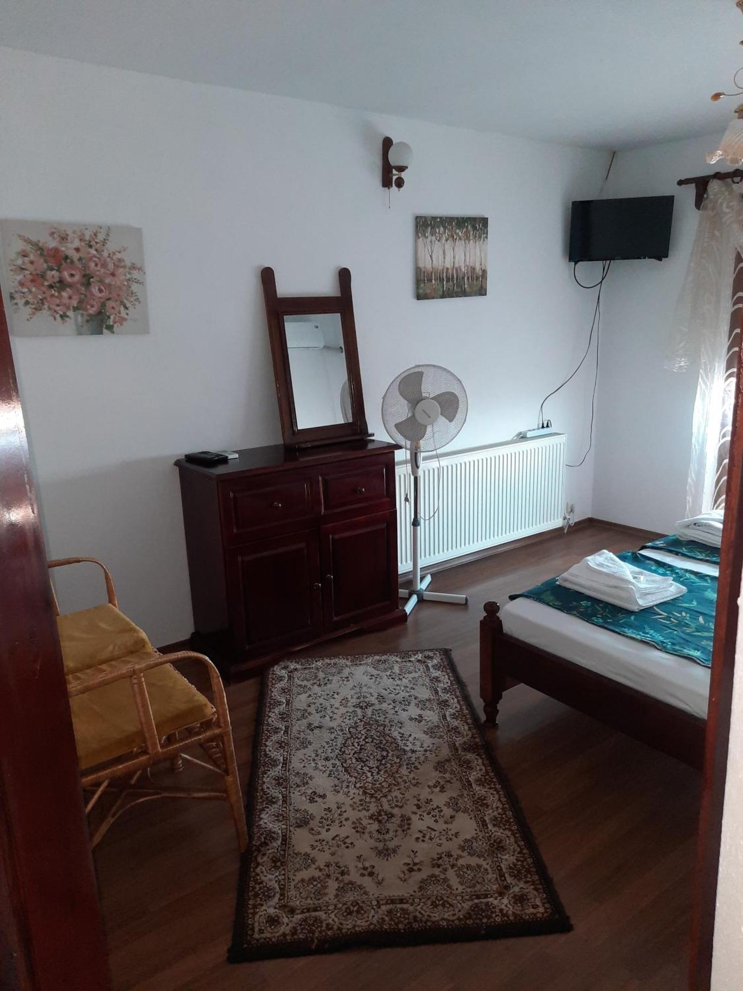 Къща За Гости Сара Velingrad Esterno foto